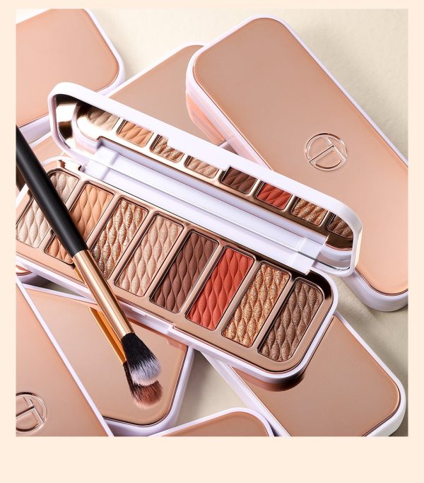 O.TWO.O 8 Colors Eyeshadow Palette Luxury Gold SC021
