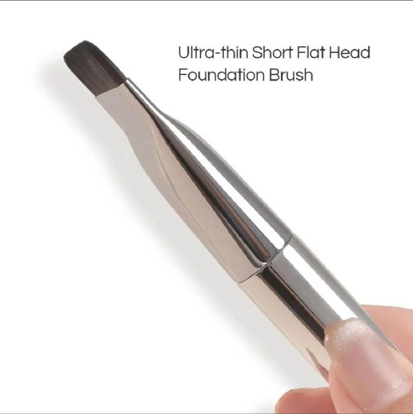 Ultra Thin Foundation Brush Thin Face Contour and Concealer Brush No Trace